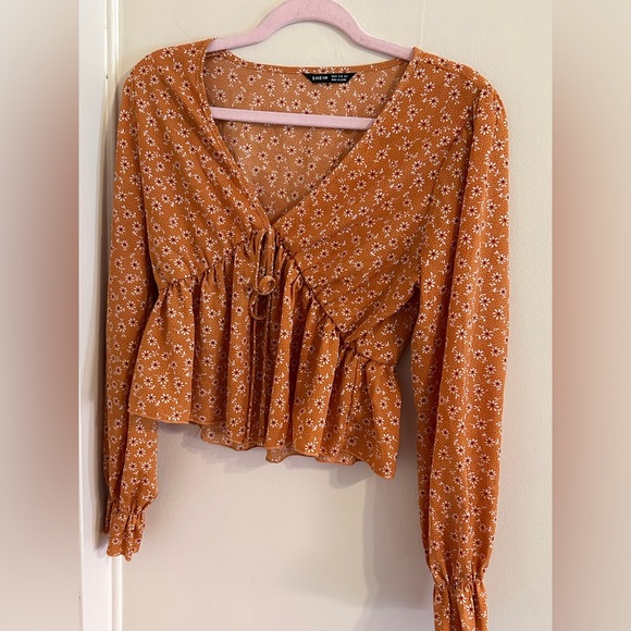 Shien cropped peasant style top size m - Picture 2 of 3